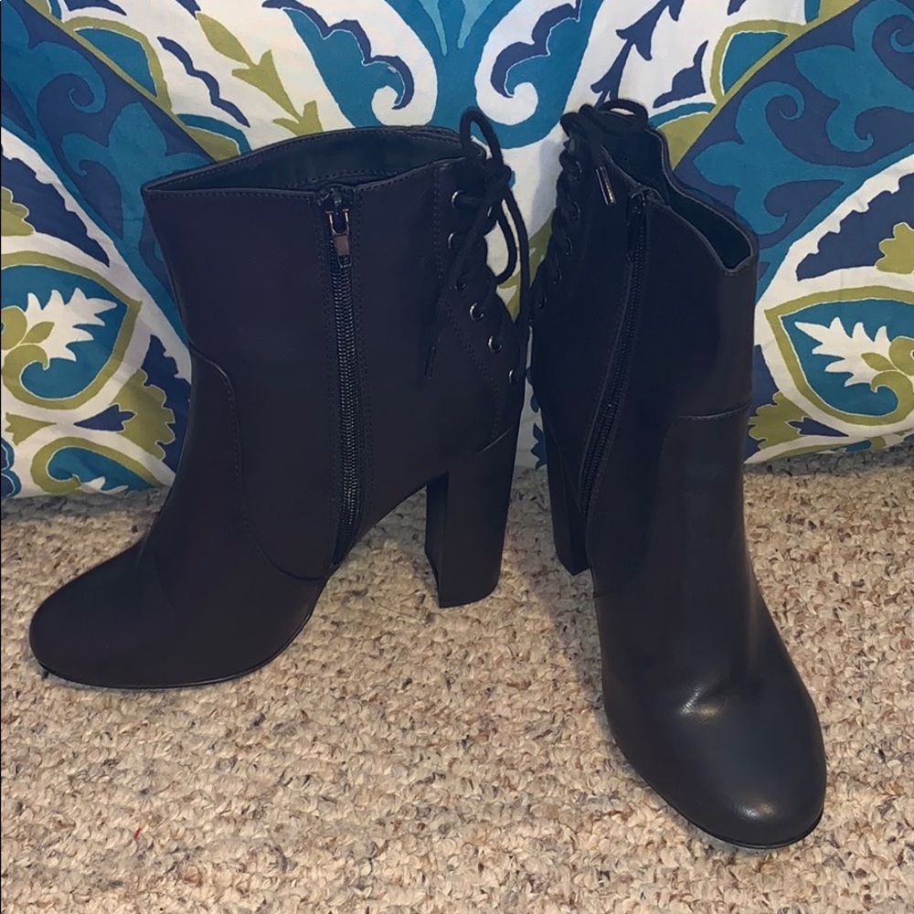 Black Chunky Heel Boot